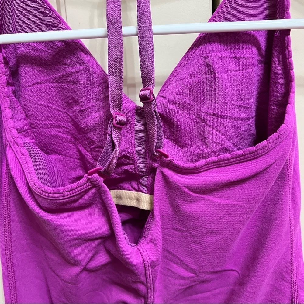 Lululemon Fuchsia Racerback Athleisure Camisole Shirt Size 6 - Picture 7 of 9